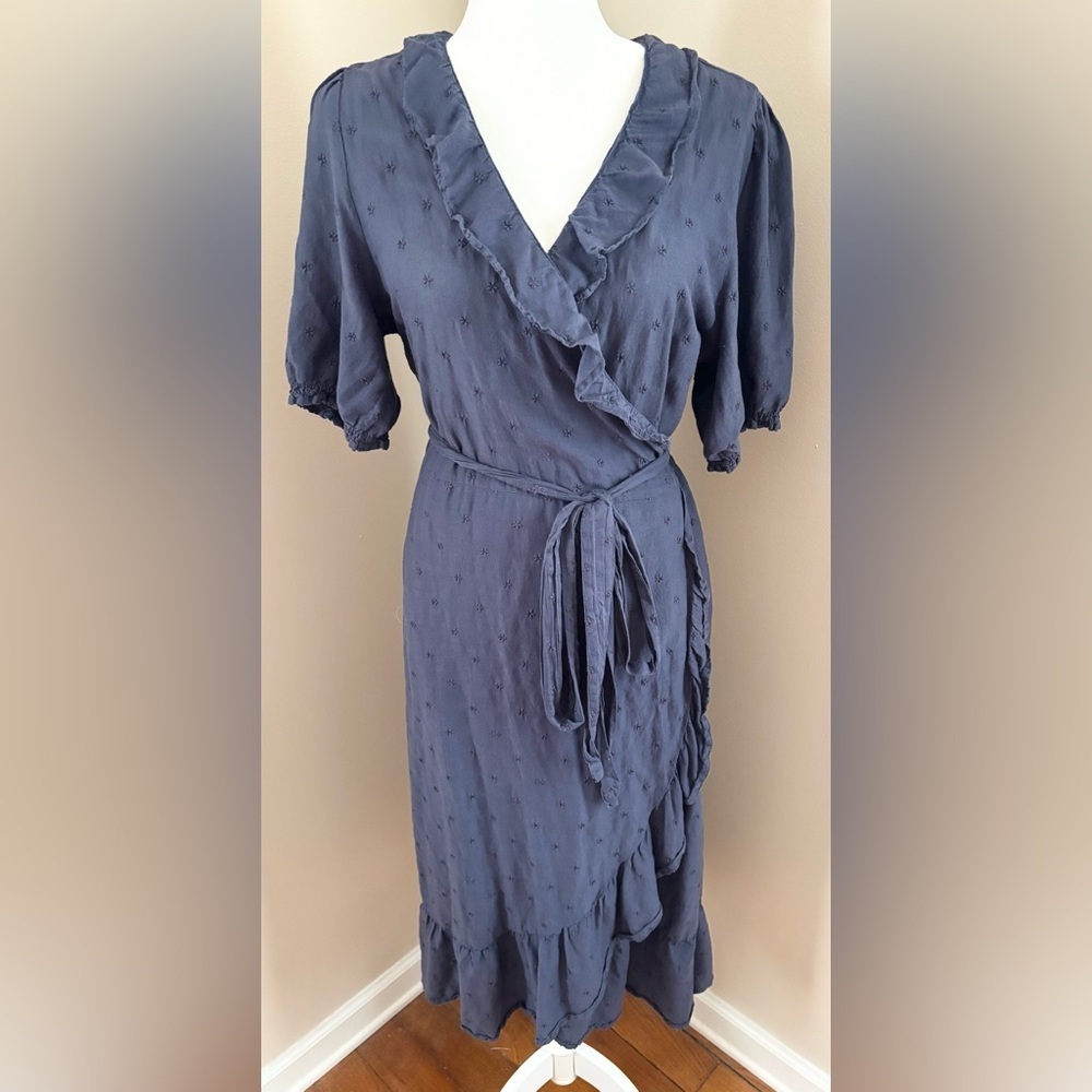 Old Navy Dark Blue Floral True Wrap Midi Dress